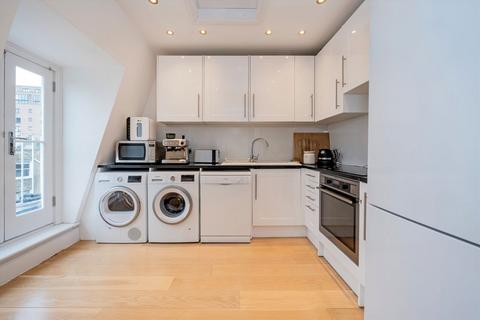 3 bedroom flat for sale, Cornwall Gardens, London SW7