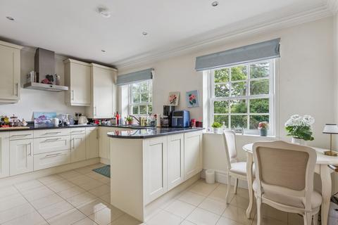 2 bedroom apartment for sale, Penn Road, Beaconsfield HP9