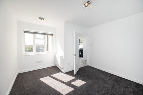 undefined, Great North Road, New Barnet EN5