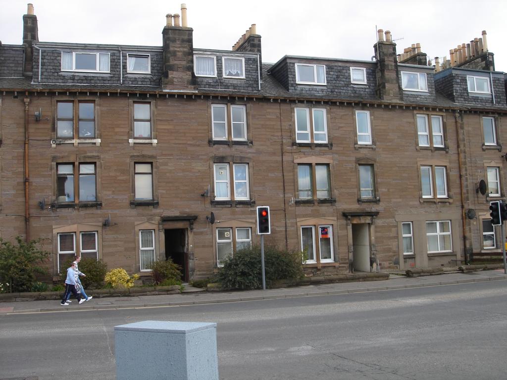 7 F 13, Dunkeld Road, Perth, PH1 5 RF