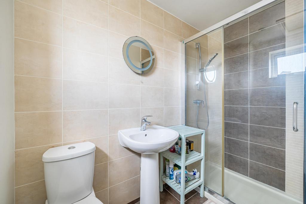 En Suite Shower Room