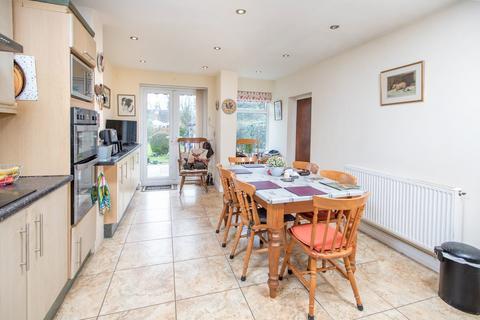 undefined, Vian Way, Corby NN17