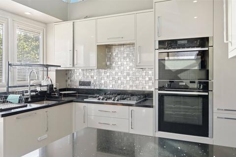 undefined, Joan Road, Dagenham RM8