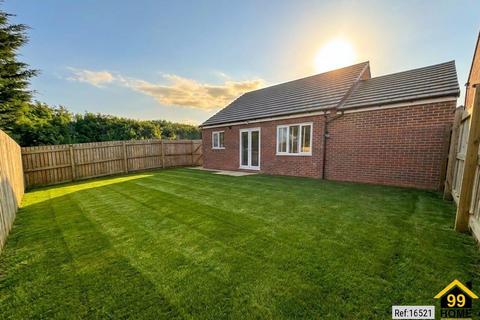 2 bedroom detached bungalow for sale, Banks Close, Mareham Le Fen, Lincolnshire, PE22