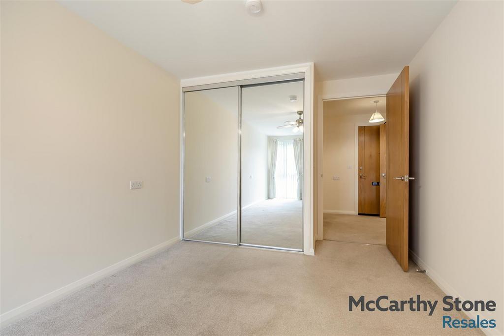8683194-interior03.jpg