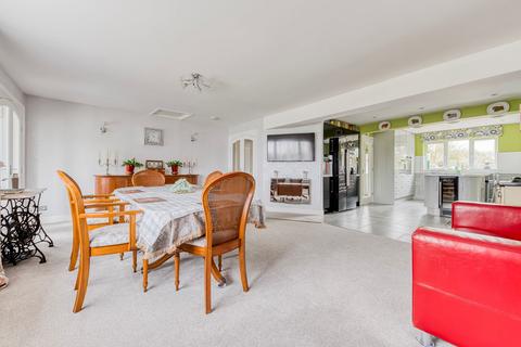 5 bedroom detached bungalow for sale, Attleborough Road, Deopham