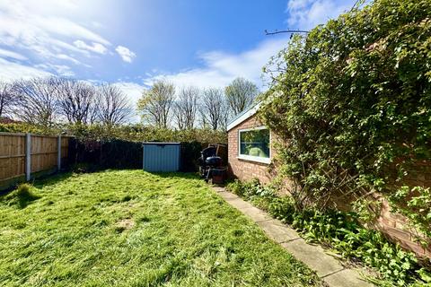 3 bedroom semi-detached house for sale, Windlebrook Crescent, St Helens
