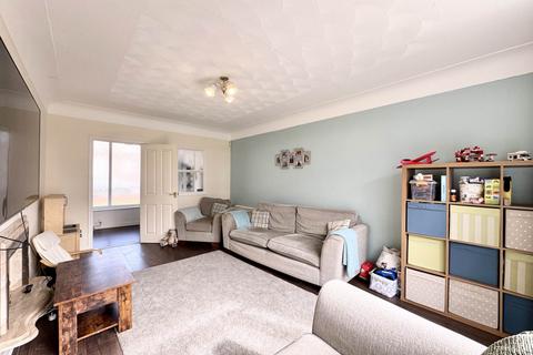 3 bedroom semi-detached house for sale, Windlebrook Crescent, St Helens