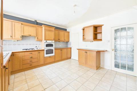 2 bedroom terraced house for sale, Avenue Road, Askern, Doncaster, South Yorkshire, DN6