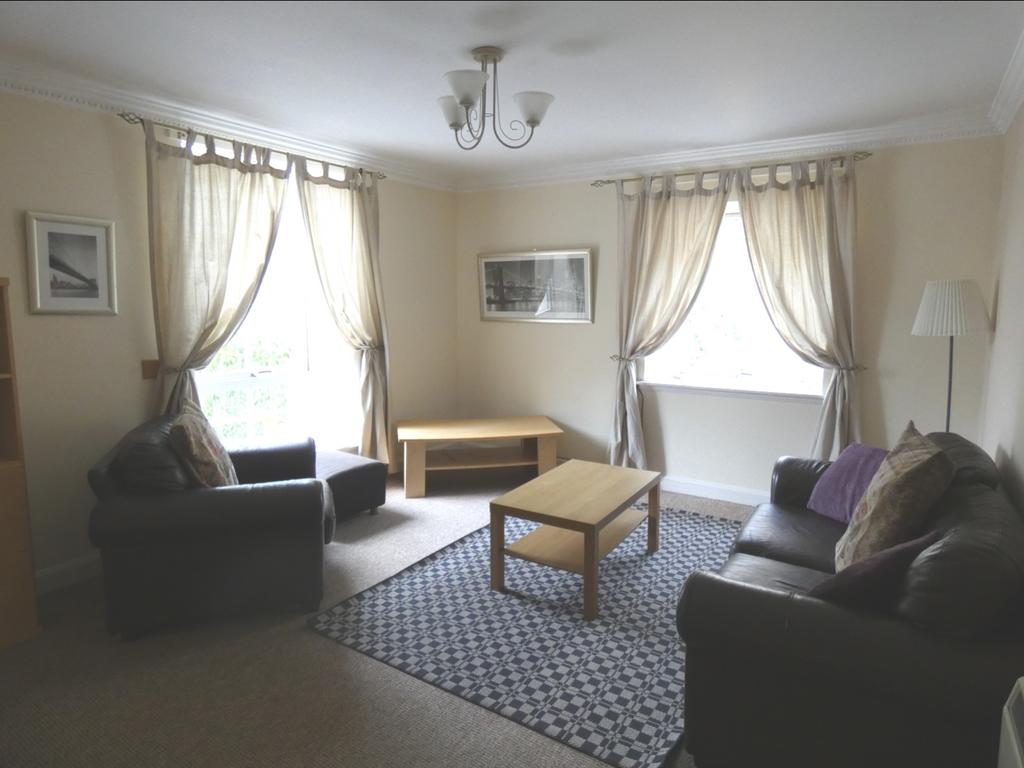 Lounge 1
