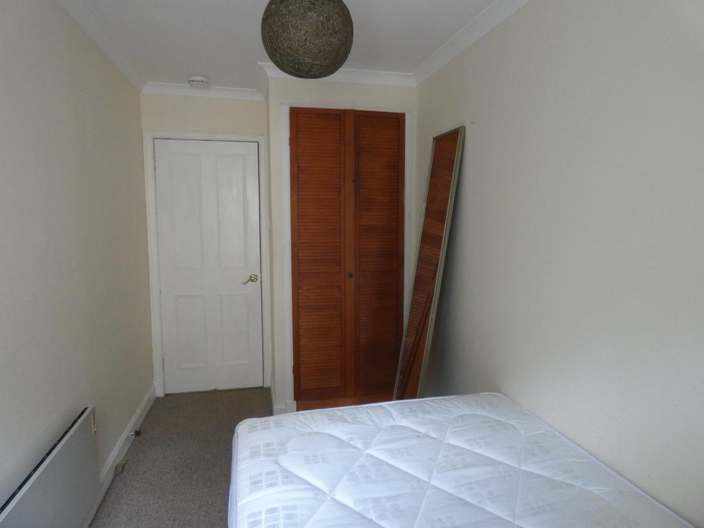 Bedroom2 2