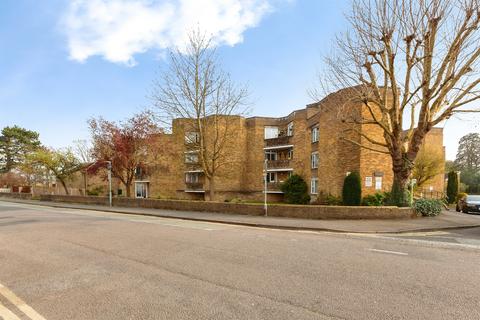 1 bedroom flat for sale, Sussex Close, Slough