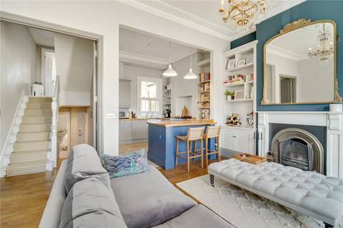 3 bedroom apartment for sale, Forthbridge Road, SW11