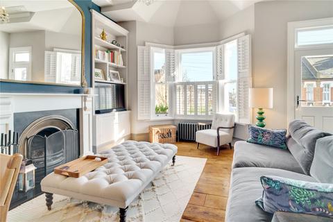 3 bedroom apartment for sale, Forthbridge Road, SW11