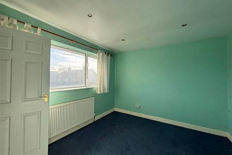 3 bedroom terraced house for sale, Priestwood Avenue, Bracknell, Berkshire, RG42