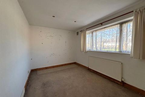 3 bedroom terraced house for sale, Priestwood Avenue, Bracknell, Berkshire, RG42