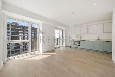 1 bedroom apartment to rent, Botanist House, Seagull Lane, E16