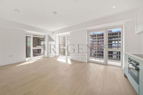 1 bedroom apartment to rent, Botanist House, Seagull Lane, E16