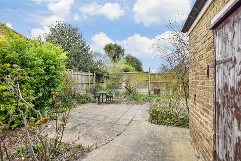 5 bedroom semi-detached house for sale, Waverley Road, Margate CT9