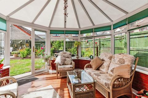 4 bedroom detached house for sale, Wintergreen, Calne
