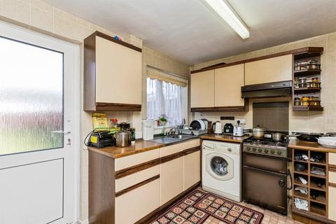 undefined, Ross Close, Crawley