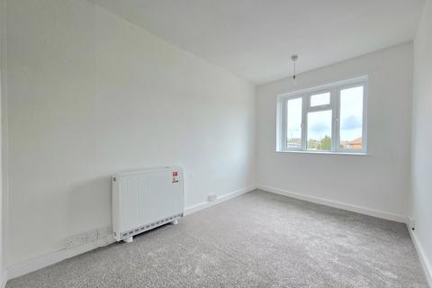 2 bedroom maisonette to rent, Croydon Road, West Wickham BR4