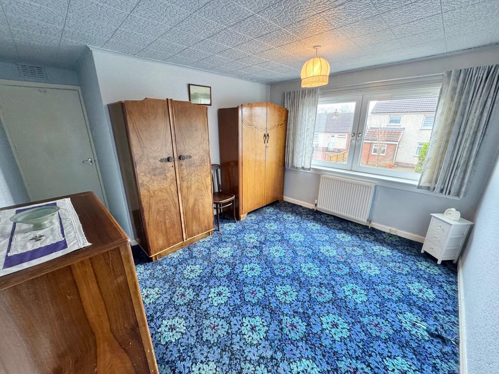 Loadingbank Court, Kilbirnie bedroom two