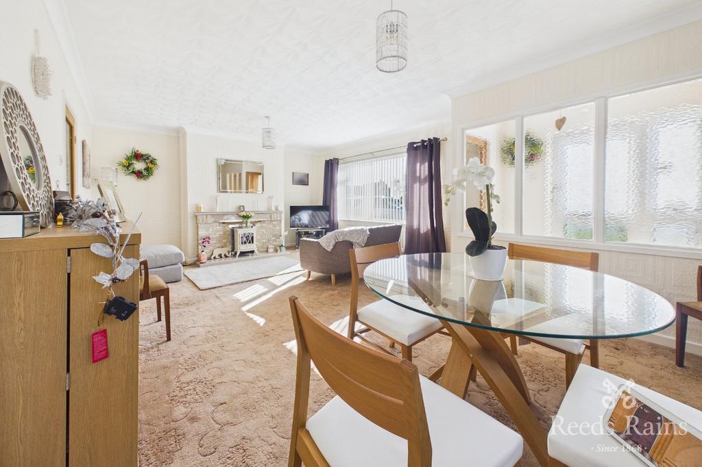 Lounge/Diner