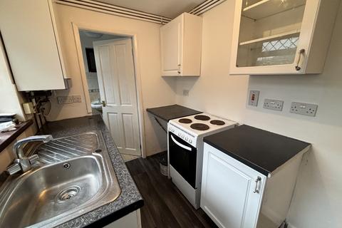 2 bedroom terraced house to rent, Lake View, Wingate, TS28 5DQ