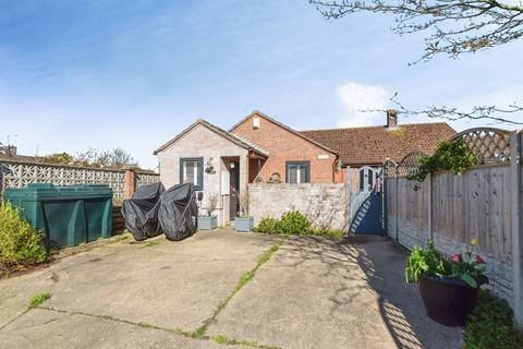 3 bedroom detached bungalow for sale, The Green, Mareham-Le-Fen, Boston