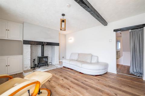 2 bedroom end of terrace house to rent, Chapel Lane, Longton, Preston