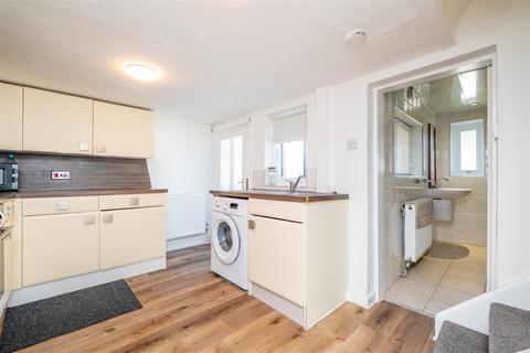 2 bedroom end of terrace house to rent, Chapel Lane, Longton, Preston