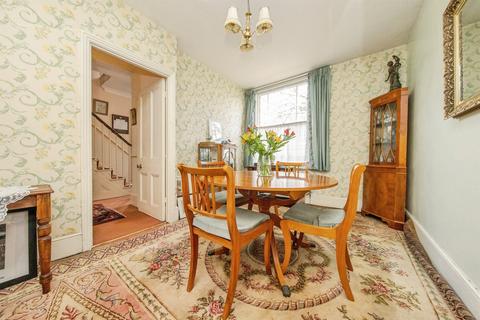 4 bedroom semi-detached house for sale, Roman Road, Colchester
