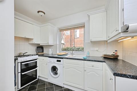 3 bedroom maisonette for sale, St. Michael-At-Pleas, Norwich