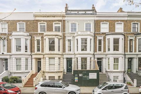 2 bedroom flat for sale, St. Michaels Gardens, London W10
