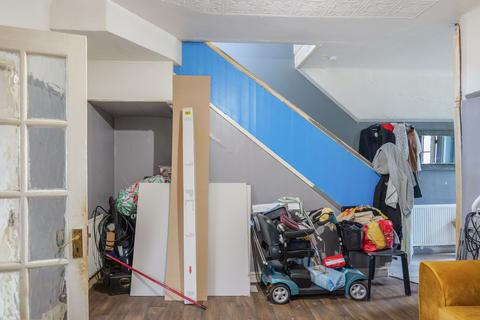 3 bedroom terraced house for sale, Esher Road, Wirral CH62