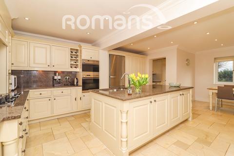 undefined, South Park Crescent, Gerrards Cross, SL9