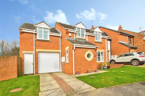 4 bedroom end of terrace house for sale, Westcott Drive, Auckland Park, Bishop Auckland, DL14