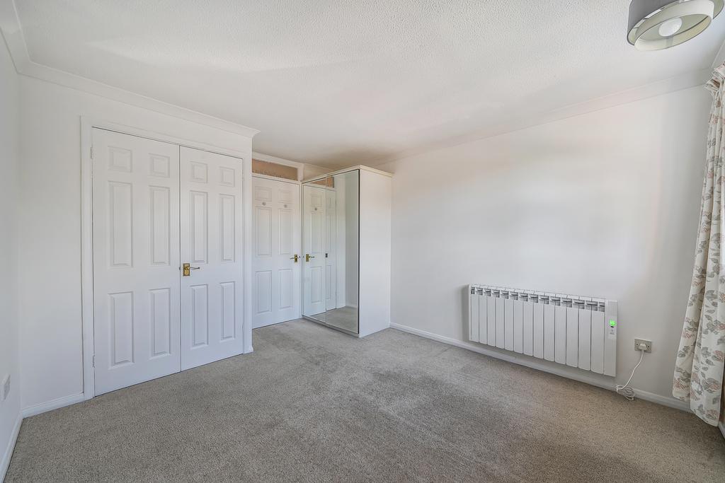 1424546-16-69bad22a2a6ba