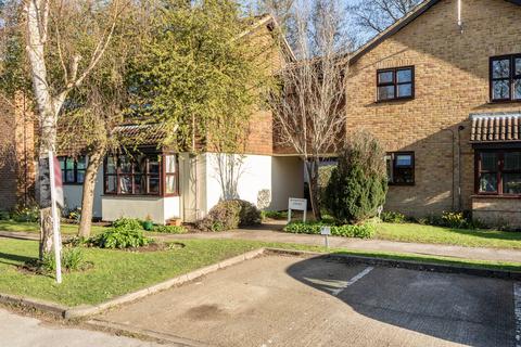 1 bedroom apartment for sale, Eastwick Park Avenue
