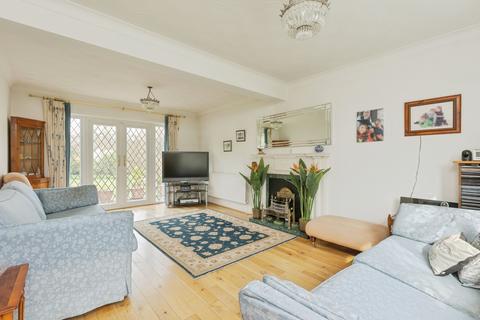 4 bedroom detached house for sale, Ash Road, Longfield DA3