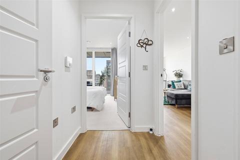 1 bedroom apartment for sale, George Court, Newham E16
