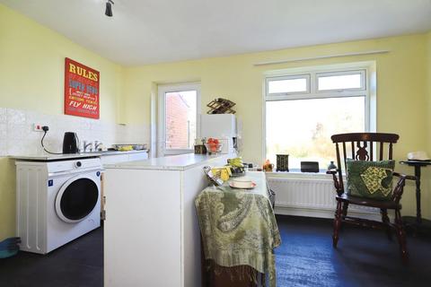 3 bedroom semi-detached house for sale, Shackleton Drive, West Midlands WV6