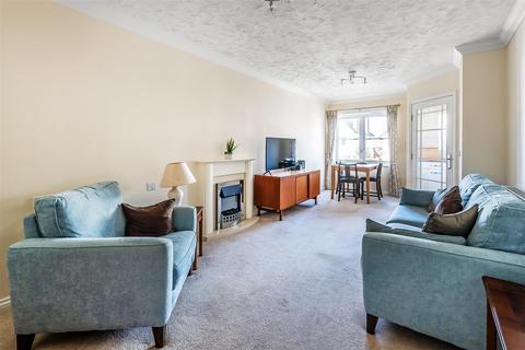 2 bedroom retirement property for sale, KINGSTON AVENUE, LEATHERHEAD, KT22