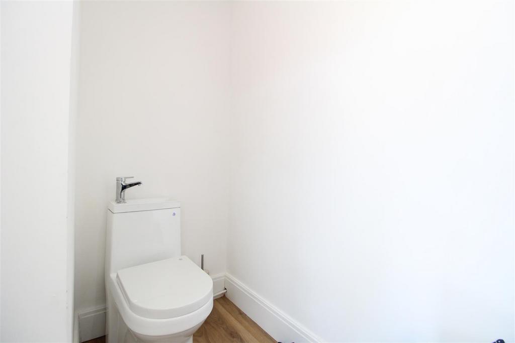 Utility Room/WC