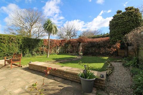 4 bedroom semi-detached bungalow for sale, Fairfield Drive, Whitley Bay