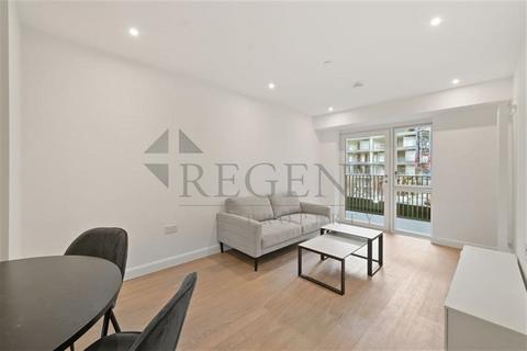 1 bedroom apartment to rent, Botanist House, Seagull Lane, E16