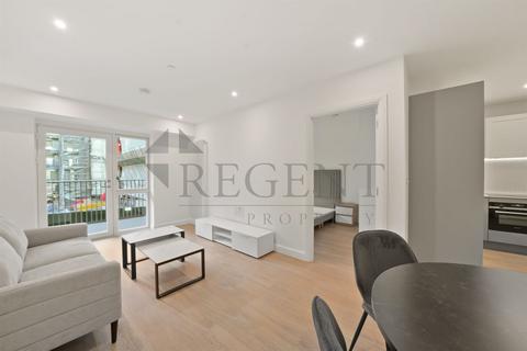 1 bedroom apartment to rent, Botanist House, Seagull Lane, E16