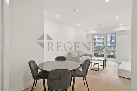 1 bedroom apartment to rent, Botanist House, Seagull Lane, E16