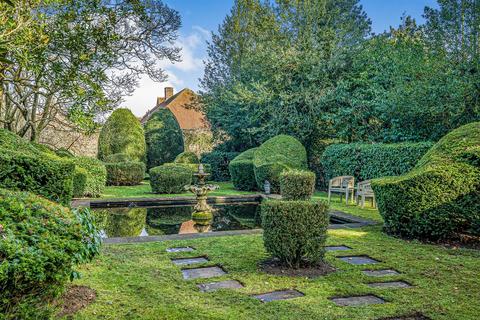 2 bedroom semi-detached house for sale, St. Josephs Mews, Greyfriars Lane, Storrington, RH20